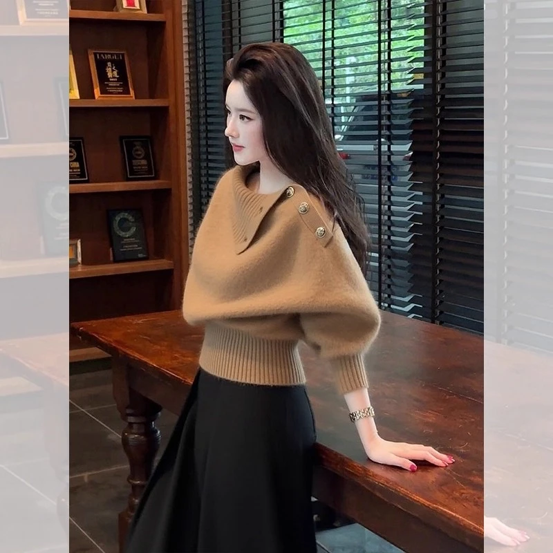 2025新款时尚轻熟气质淡人高知穿搭氛围感小众炸街高级感女装