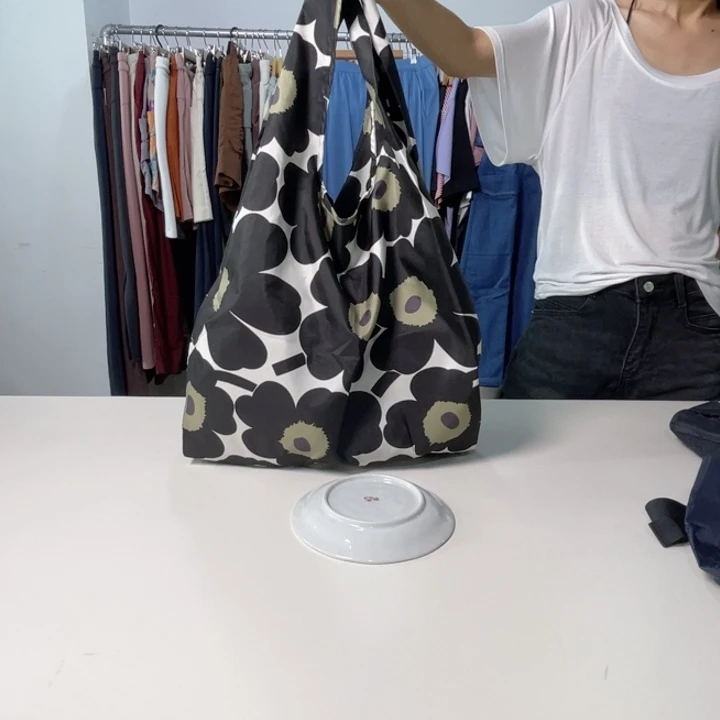 瓷片58。。。。。。。。。。。。。。。。。