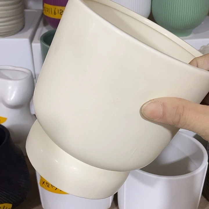 陶盆有孔 瑕疵针孔漏釉介意勿拍外高 16外口14