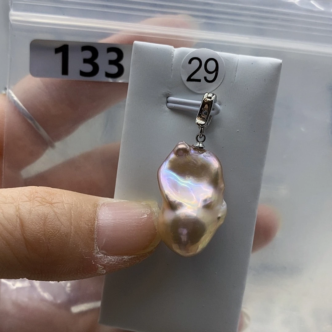 合金耳饰淡水珍珠