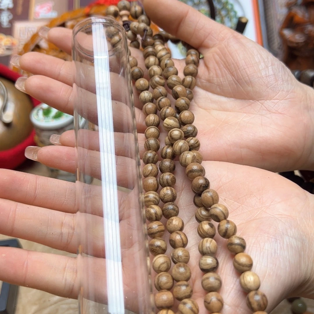 大叶紫檀（黑酸枝木类）