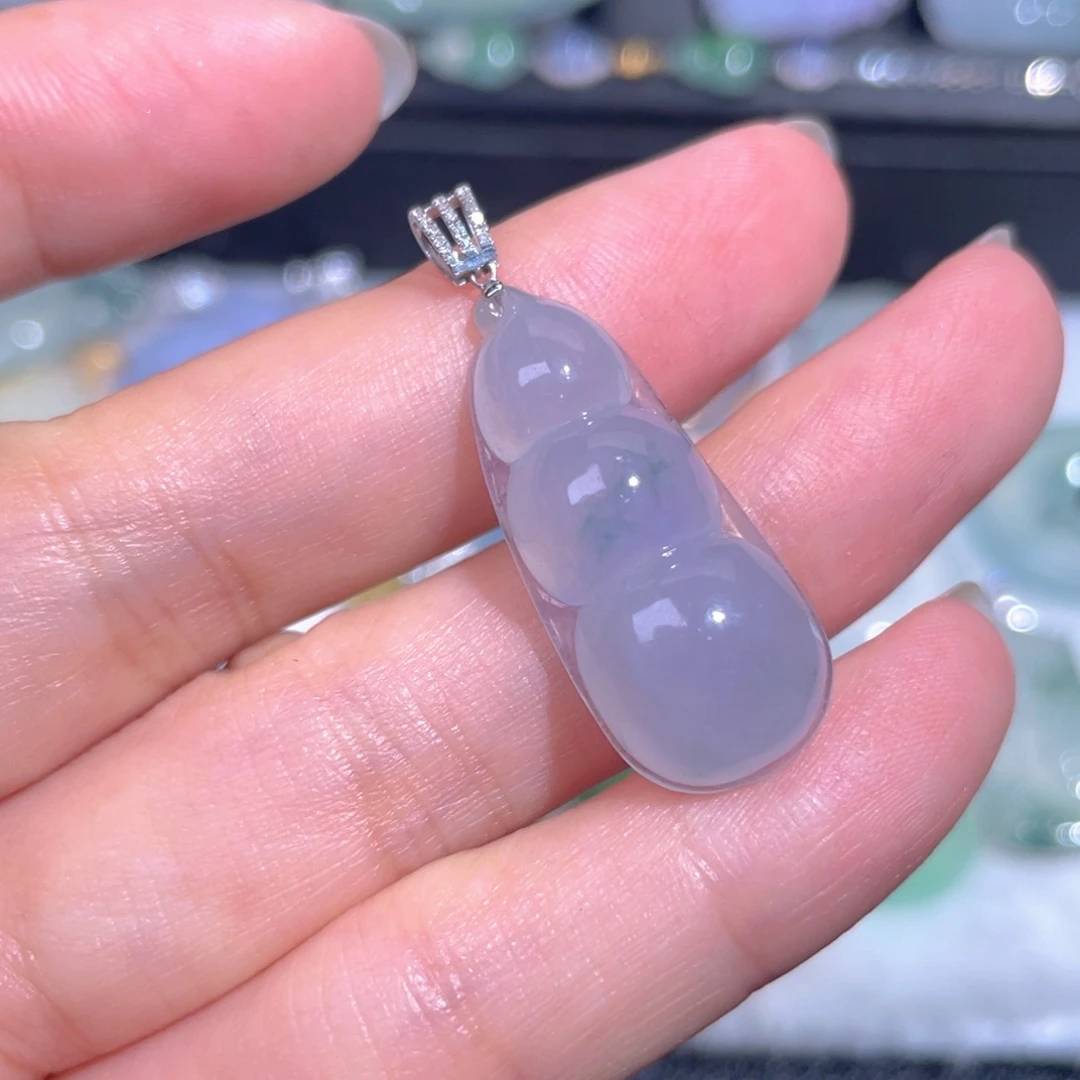 颈饰18K金镶嵌翡翠翡翠