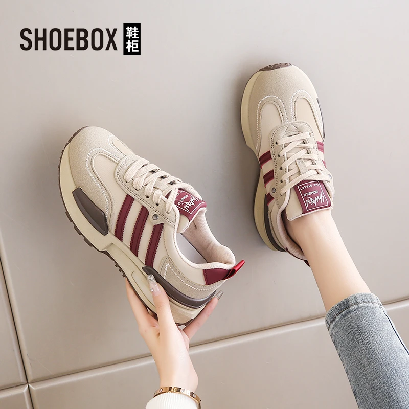 达芙妮旗下鞋柜网红爆款阿甘鞋女2025春季新款港风百搭运动德训鞋