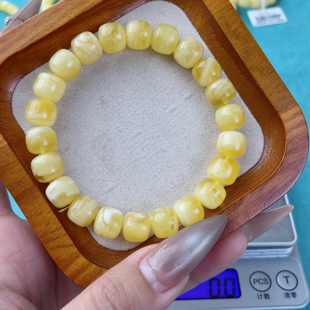 蜜蜡裸石未镶嵌蜜蜡62