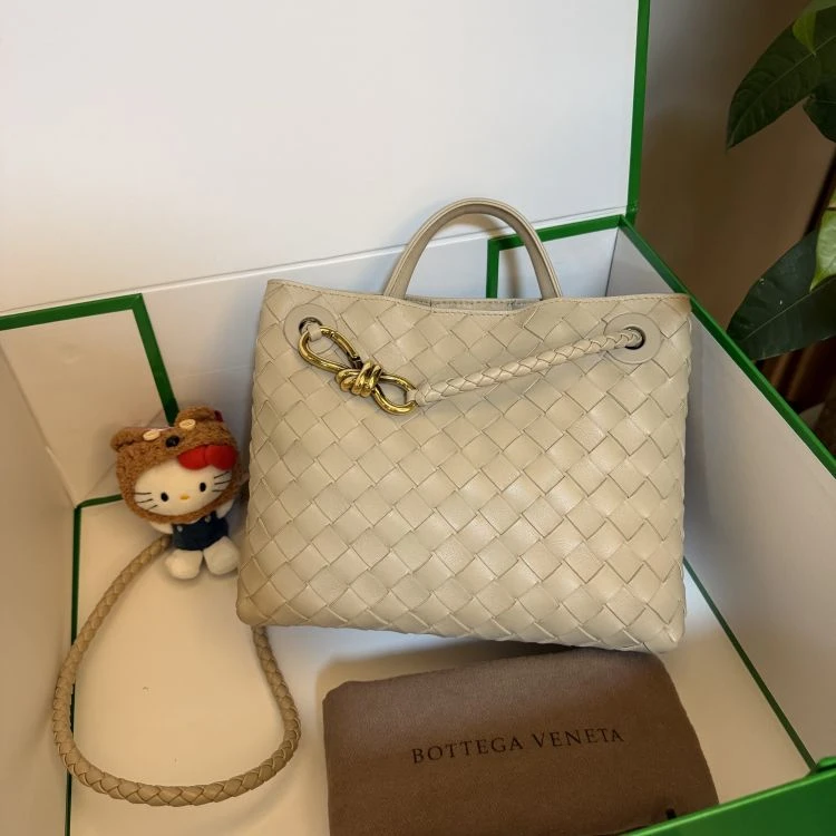 99新/葆蝶家/C8858002606/[PY1214B0014]