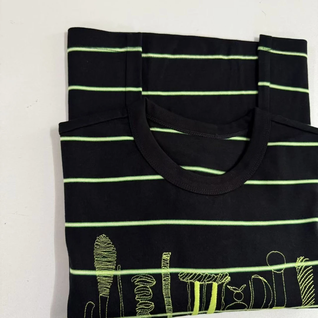 儿童JN黑色细绿条勺子筷子圆领短袖夏季