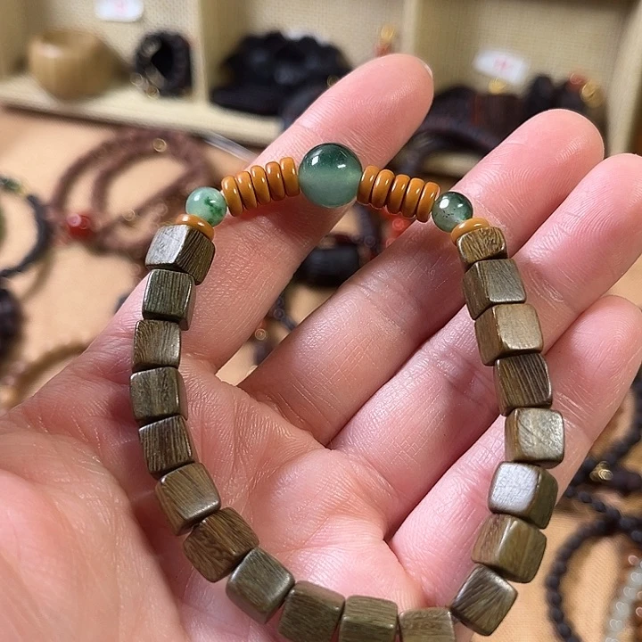 维腊木（绿檀）手串/手链绿檀