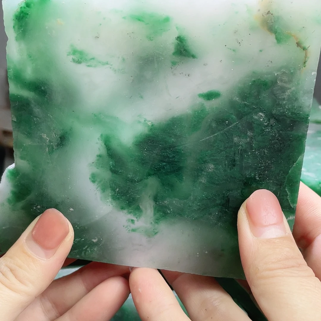 回***5定制石英质玉（非洲翠）