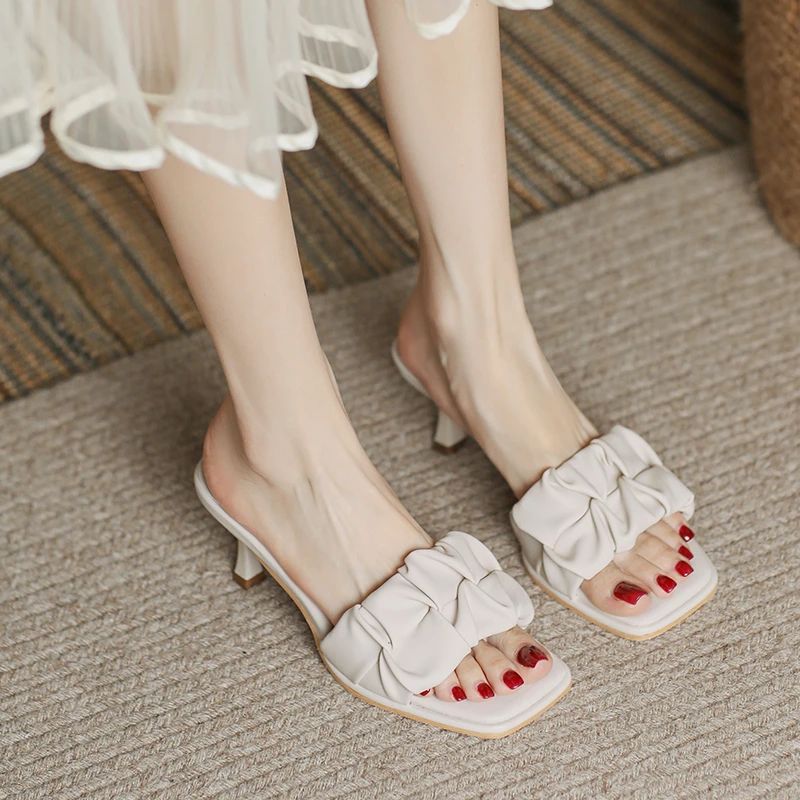 外穿法式方头中跟夏季日常一字拖粗跟网红细跟百搭仙女风凉拖鞋女