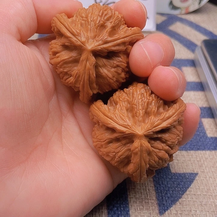 吊坠文玩核桃南*砺三棱