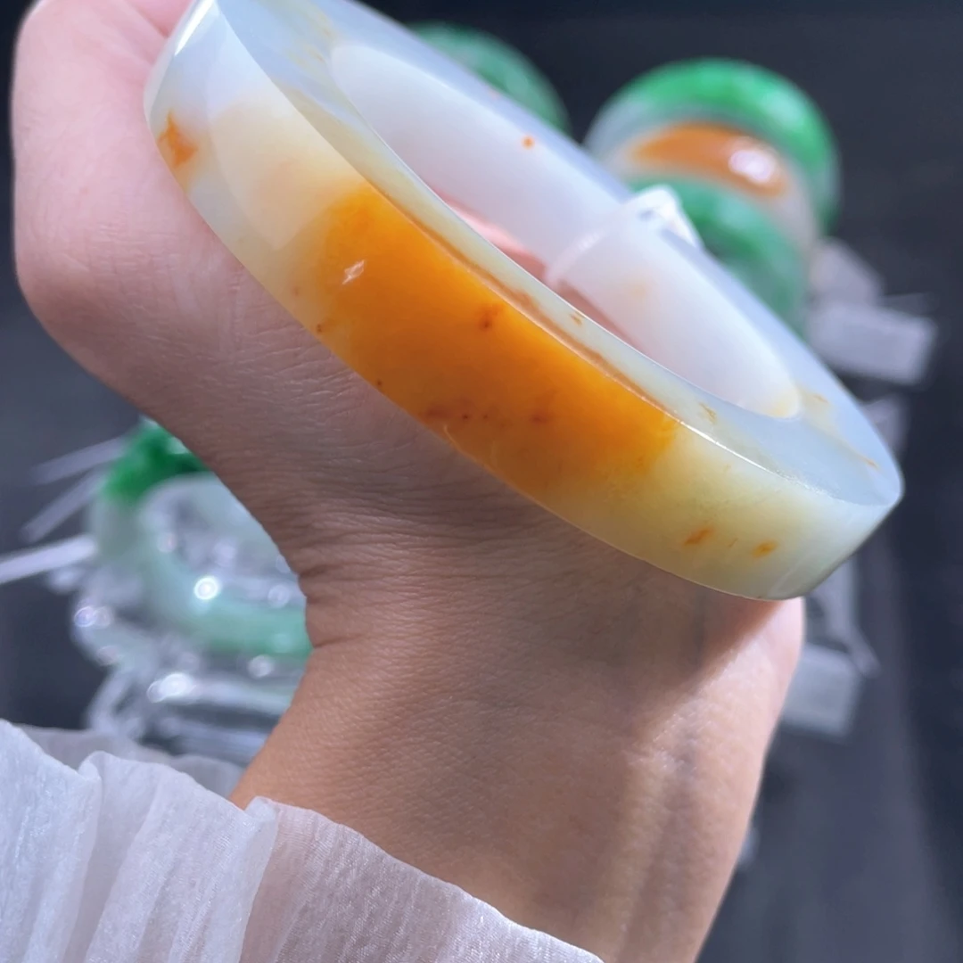 未镶嵌翡翠定制翡翠