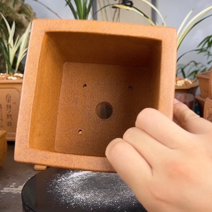 临***峰紫砂花盆紫砂花盆