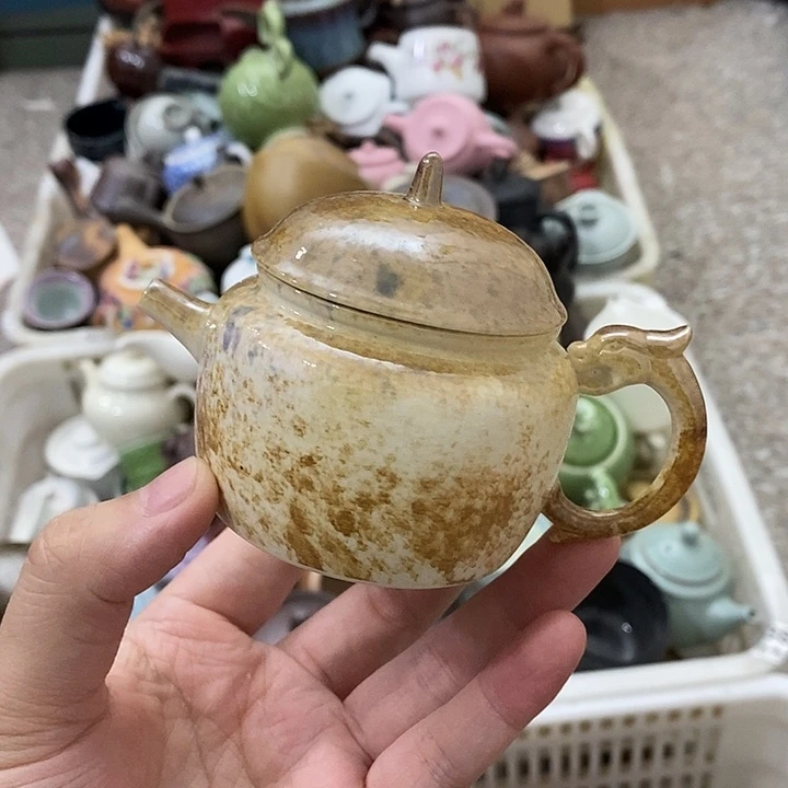 陶瓷艺术品及陶瓷壶壶