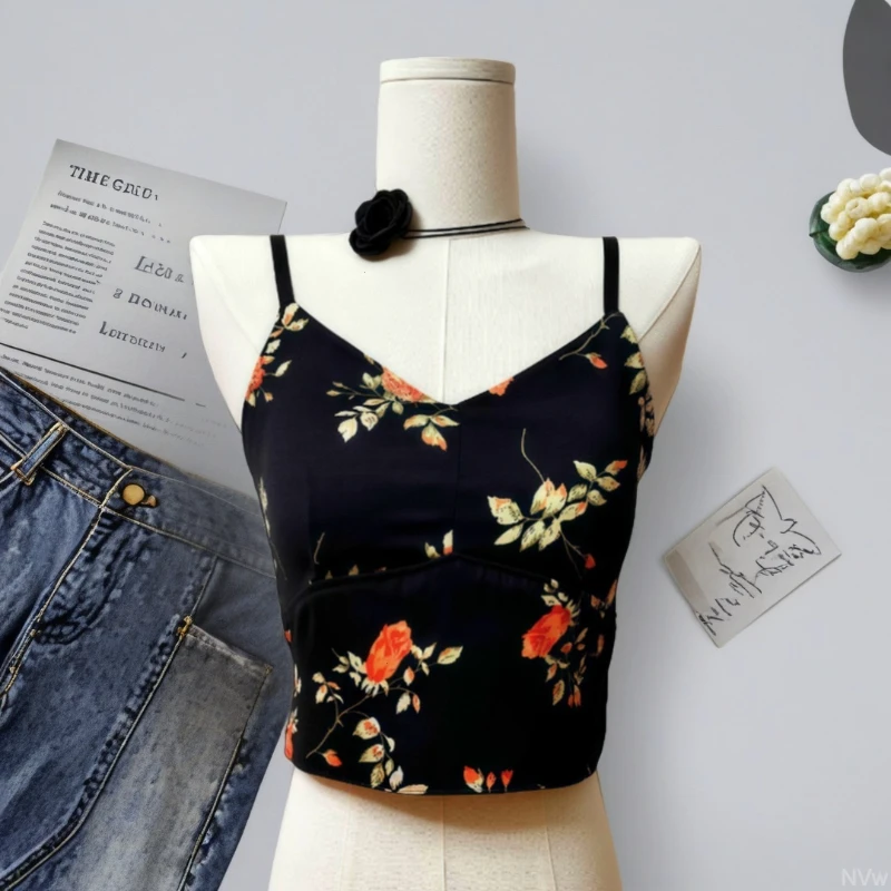 时尚吊带背心文胸一体带胸垫打底显瘦多巴胺上衣外穿美背内搭修身