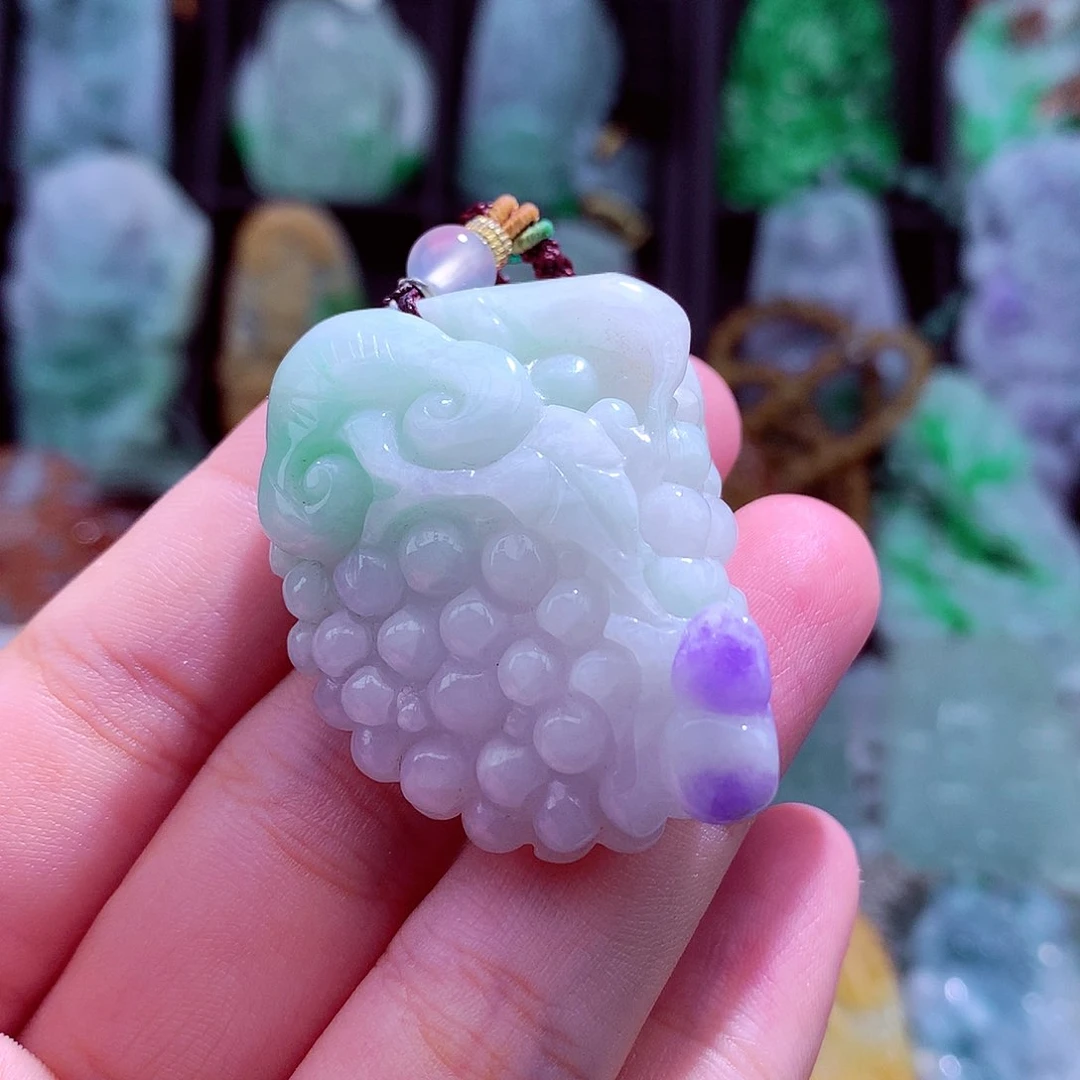 颈饰未镶嵌翡翠天然