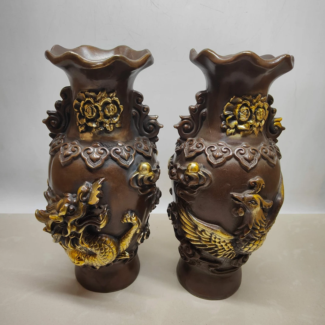 龙凤花瓶一对 黄铜鎏金复古工艺 高23.5厘米 重约3000克