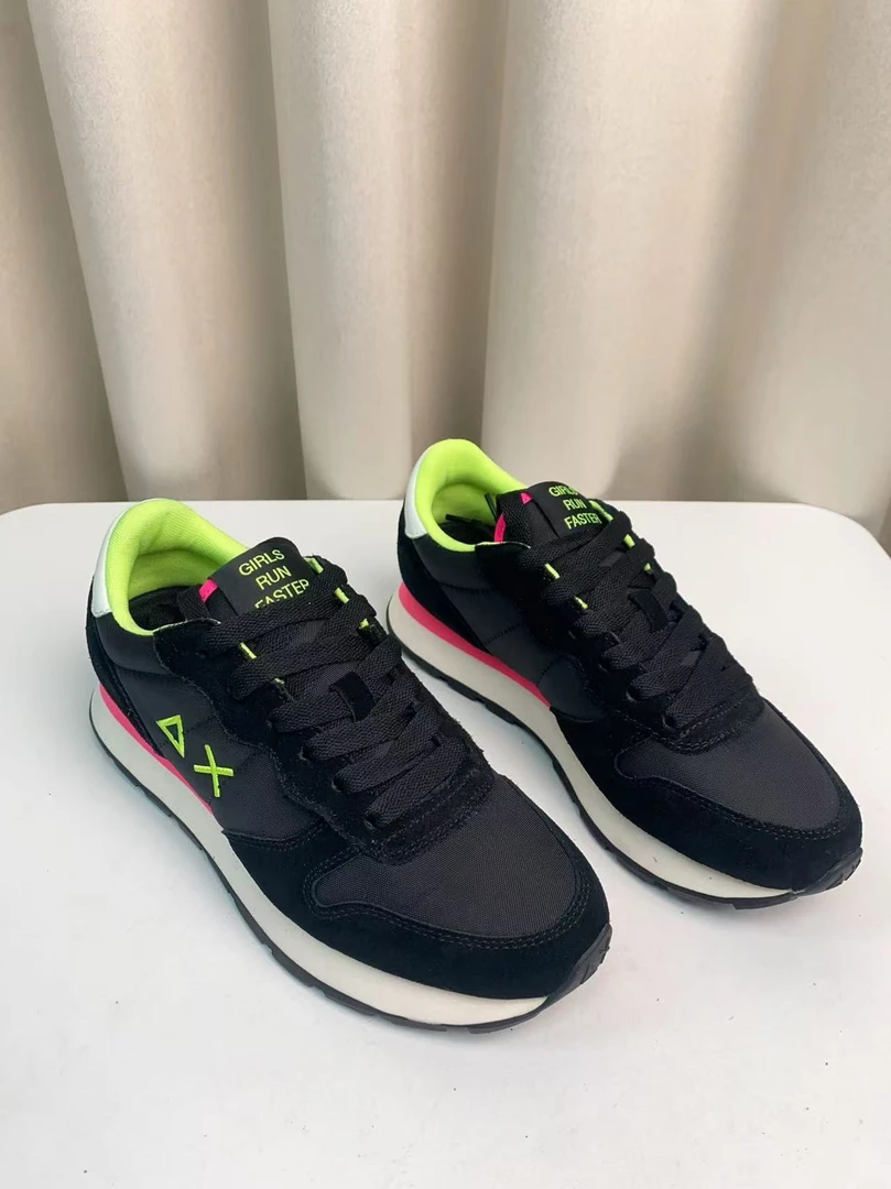 S68-160阿甘鞋运动鞋女鞋时尚搭配