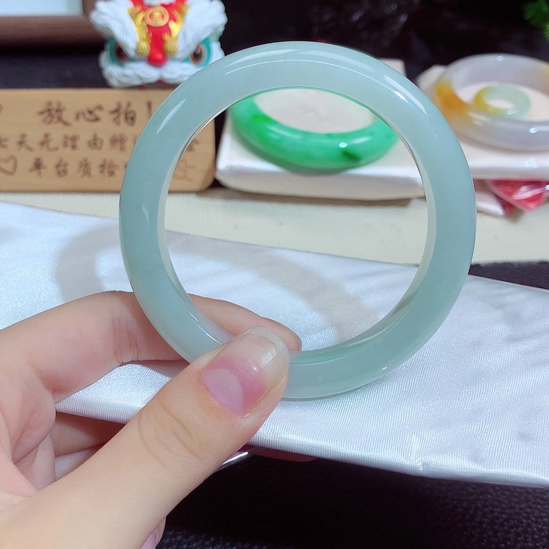 翡翠未镶嵌手镯1254