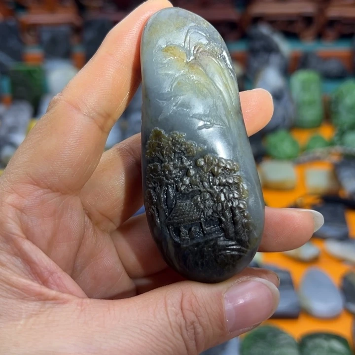 和田玉颈饰未镶嵌