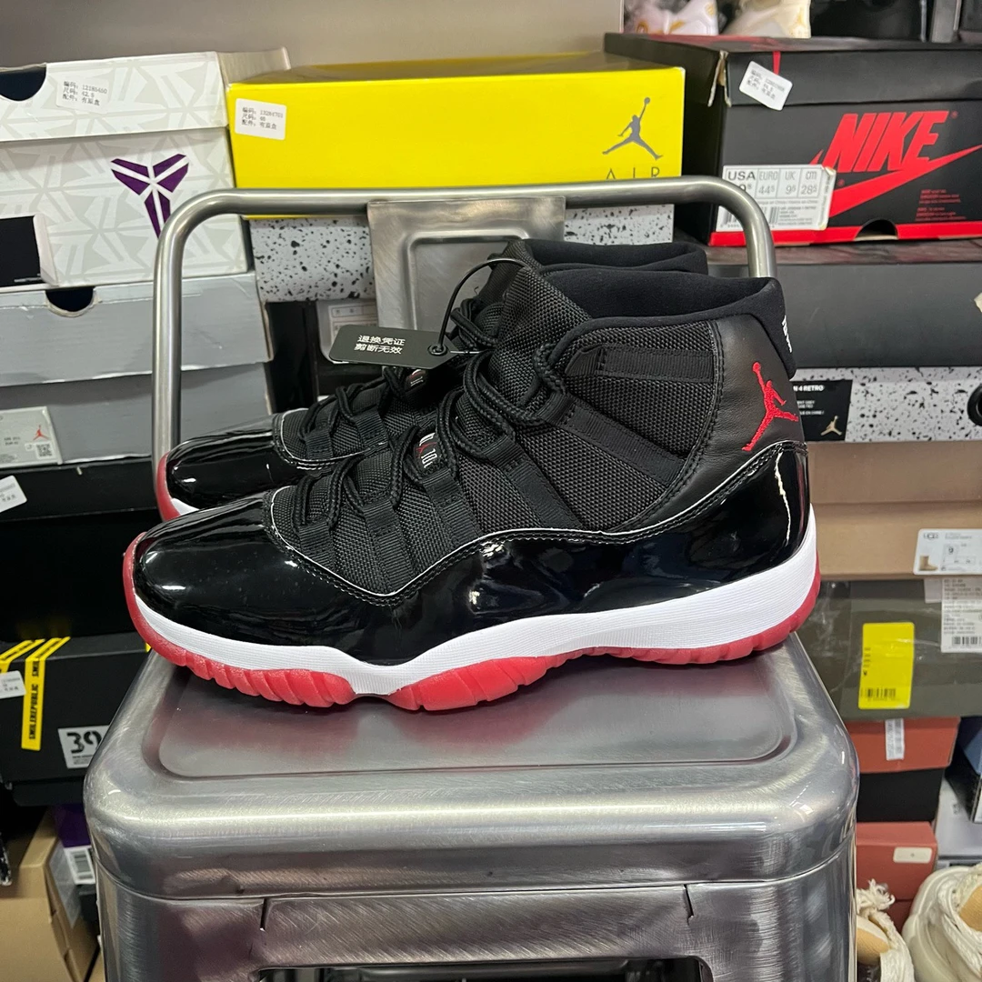 95新 MM6 44.5码 无原盒aj11 高帮 bred 黑红 13341250