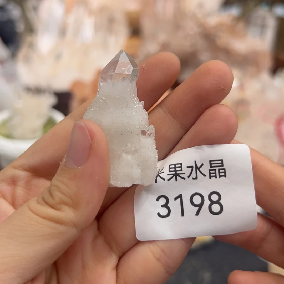 猪***了珠宝半成品水晶未镶嵌