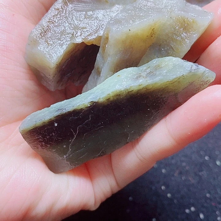 未镶嵌和田玉（糖玉）珠宝半成品
