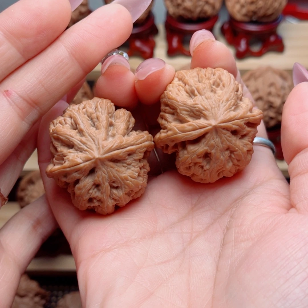 文玩核桃吊坠粗筋40