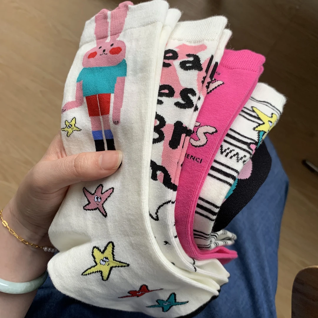 袜子女韩版中筒ins潮JK少女日系可爱小兔图案插画卡通情侣中筒袜