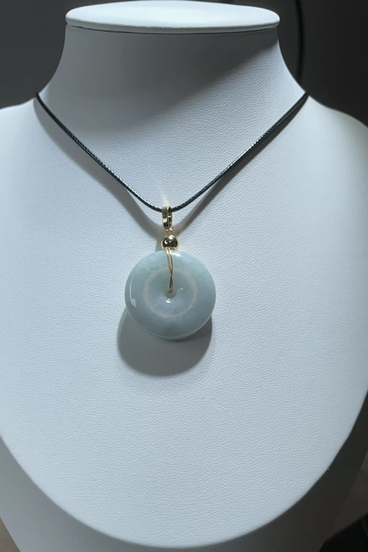 (多样性随机发其一)天然缅甸翡翠小平安扣吊坠精致时尚百搭款