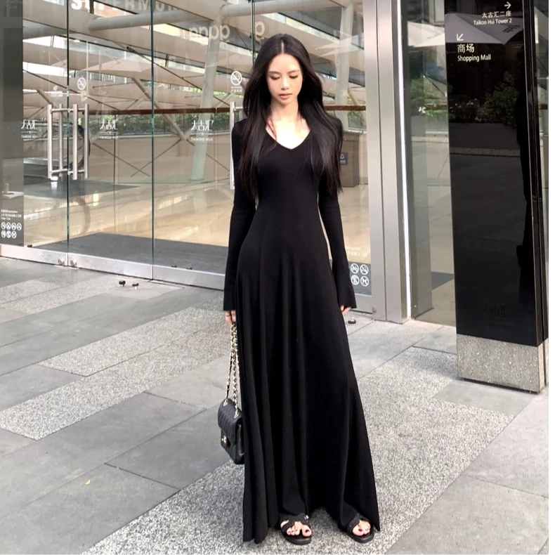 茶香可颂 长款连衣裙时尚万能打底裙秋冬修身针织毛衣