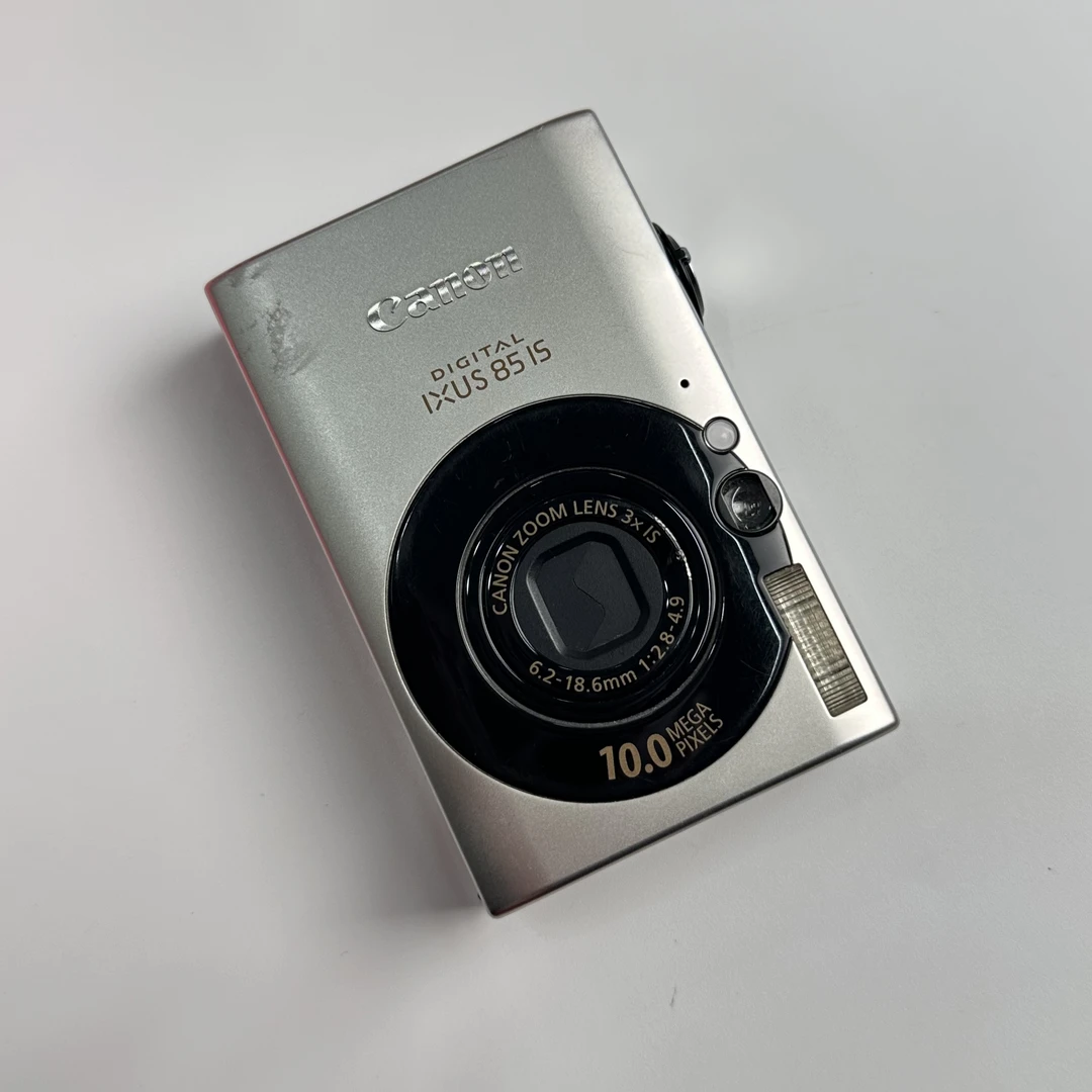 95新 Canon/佳能 ixus85银色一千万像素3倍变焦ccd数码相机