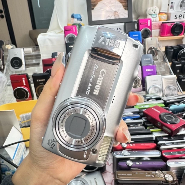 95新 Canon/佳能 a470银色710万像素3.4倍变焦ccd电池自备