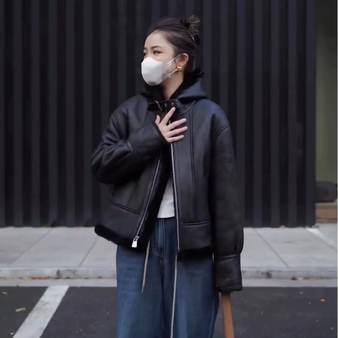 网红冬季女士加绒加厚黑色休闲百搭外套连帽韩版上衣女秋冬厚外套