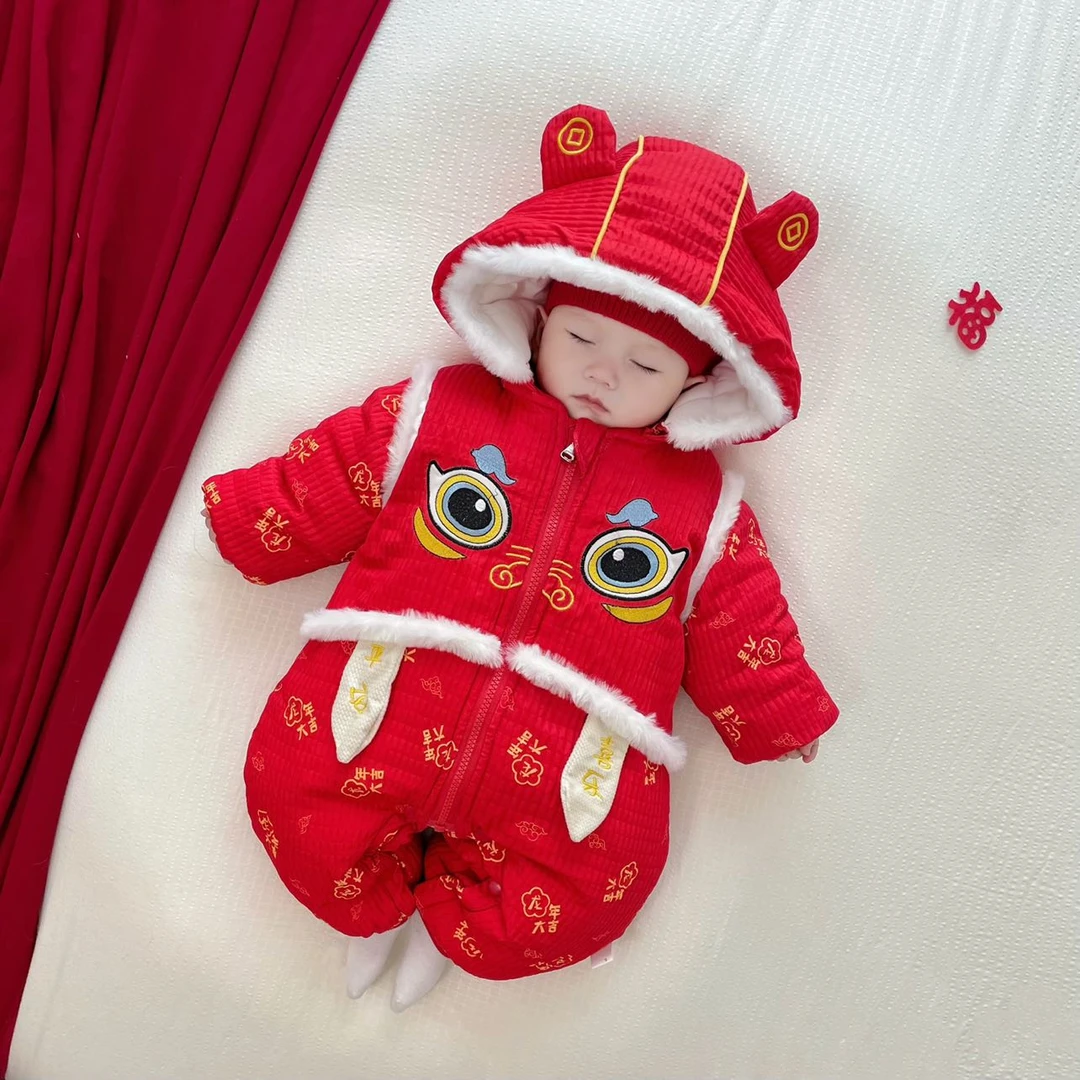 钓鱼猫w65118婴幼儿500克泰迪绒厚棉吉祥鹿服偏开扣保暖外出服