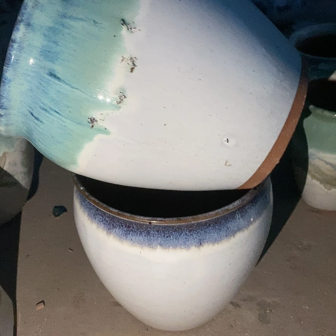 红陶20CM（含）-50CM（不含）瑕疵19-21两个