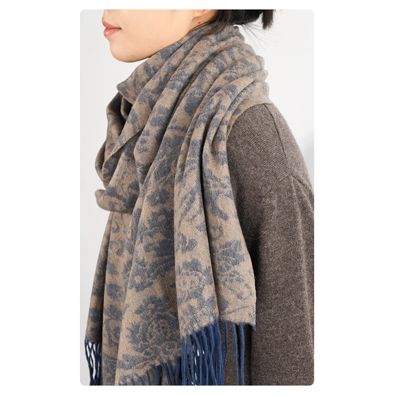 复古苏格兰老牌提花羊绒经典流苏围巾披肩