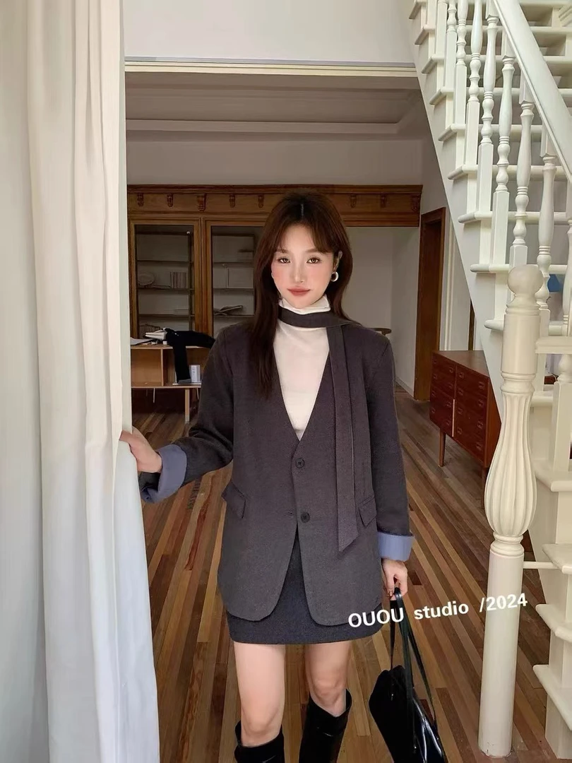 飘带毛呢夹羽绒时尚套装