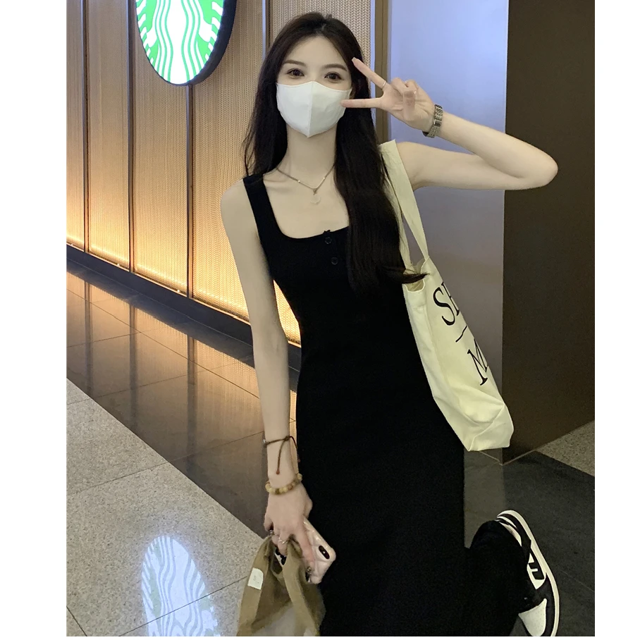 黑色内搭吊带背心连衣裙女夏季纯欲气质高级感收腰长裙无袖裙子