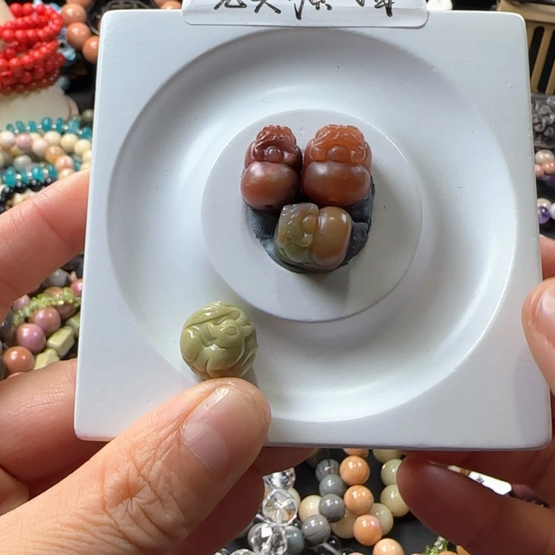 【闪购商品】石英质玉手链未镶嵌发****告