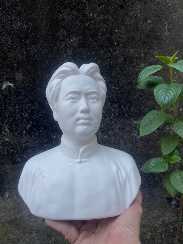 毛主席瓷像摆件23公分