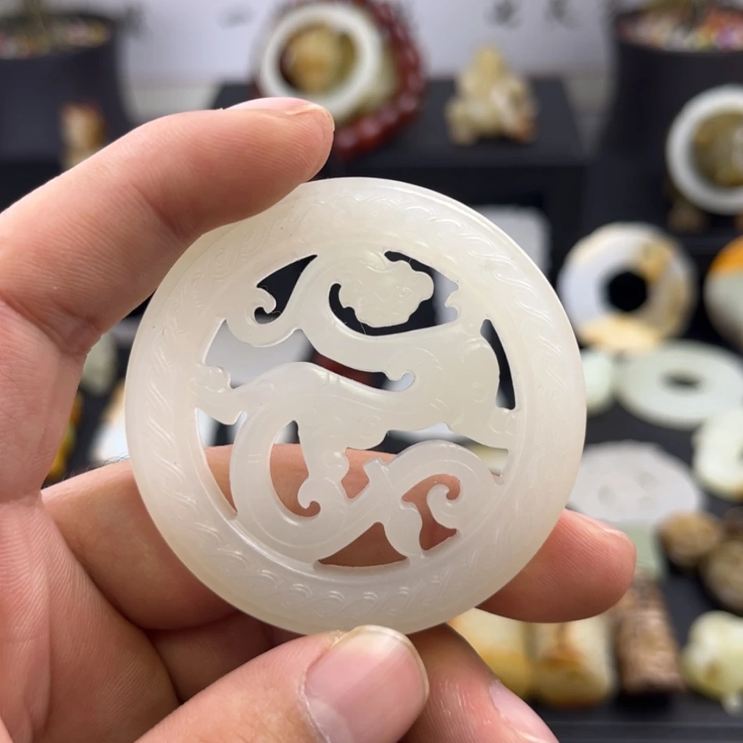 【闪购商品】和田玉(糖玉)颈饰未镶嵌山**海