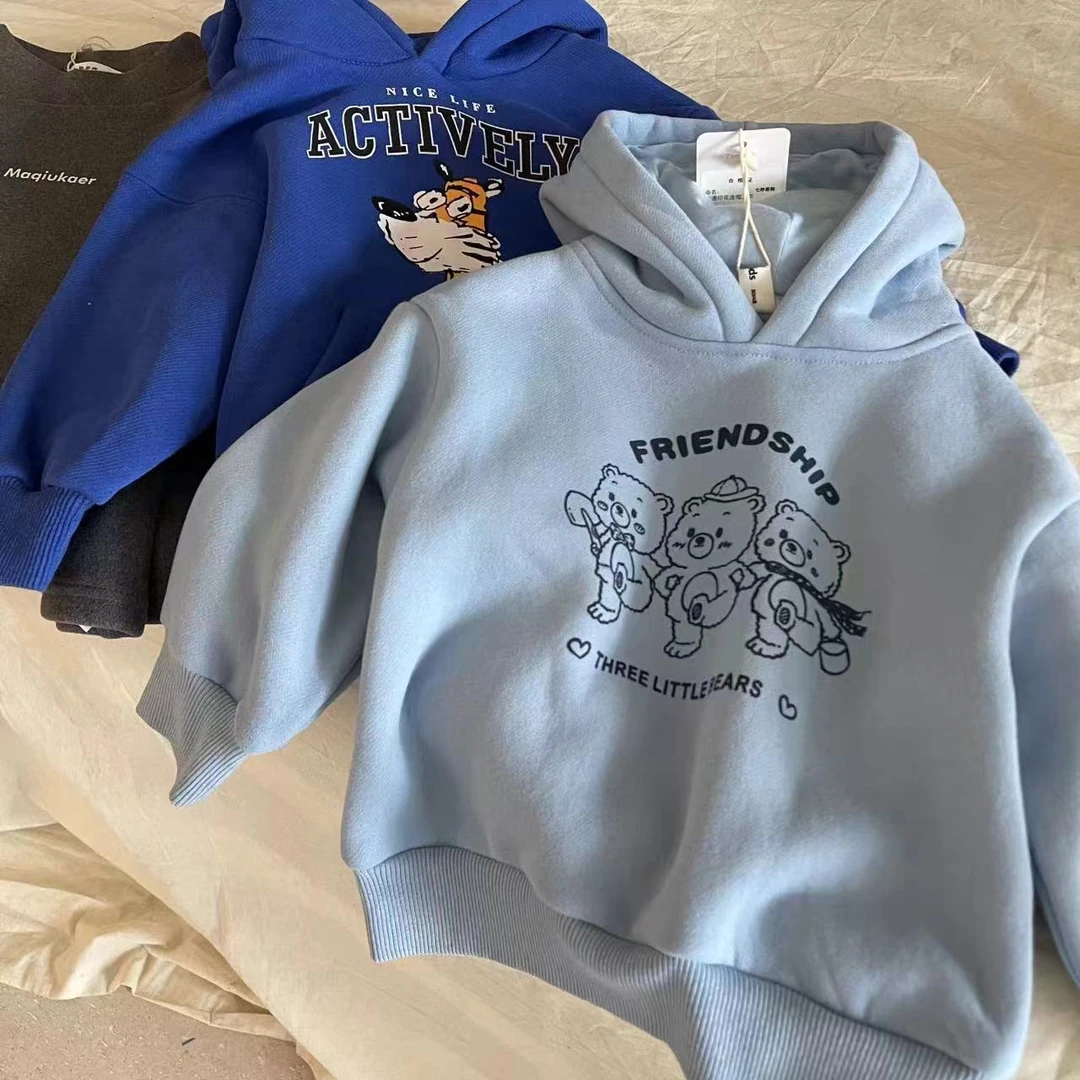 儿童连帽加绒卫衣 三只小熊0108