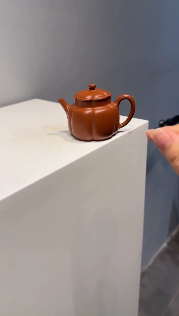 【闪购商品】紫砂茶壶繁花 朱泥
