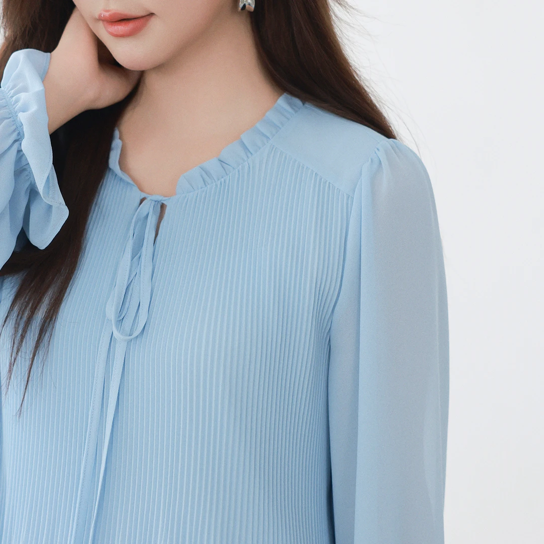 MsShe大码女装2025春装轻熟珍珠雪纺压褶设计绑带小衫S~M2408113