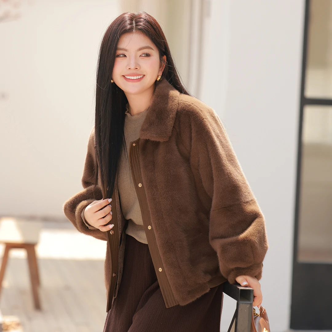 【仿水貂毛复合麂皮绒】MsShe大码女装冬新皮毛一体外套M2410109