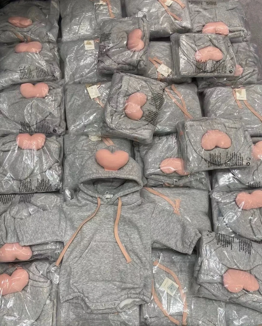 25春秋婴童爬服宝宝立体加绒爱心连帽长袖卫衣连体哈衣打底裤