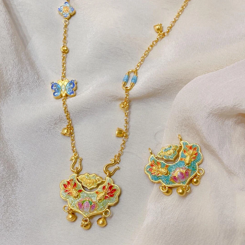 铜合金珐琅项链 新中式国风珐琅彩吊坠如意锁包项链气质毛衣链