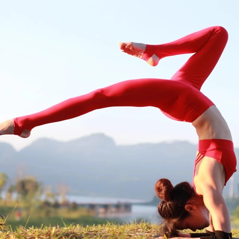 红色修身高腰提臀外穿专业高级感弹力裸感无缝运动健身裤春夏