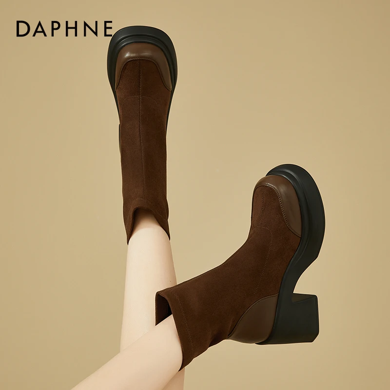 达芙妮国货女鞋2025年超火针织弹力靴女瘦瘦靴粗跟高跟短靴冬加绒