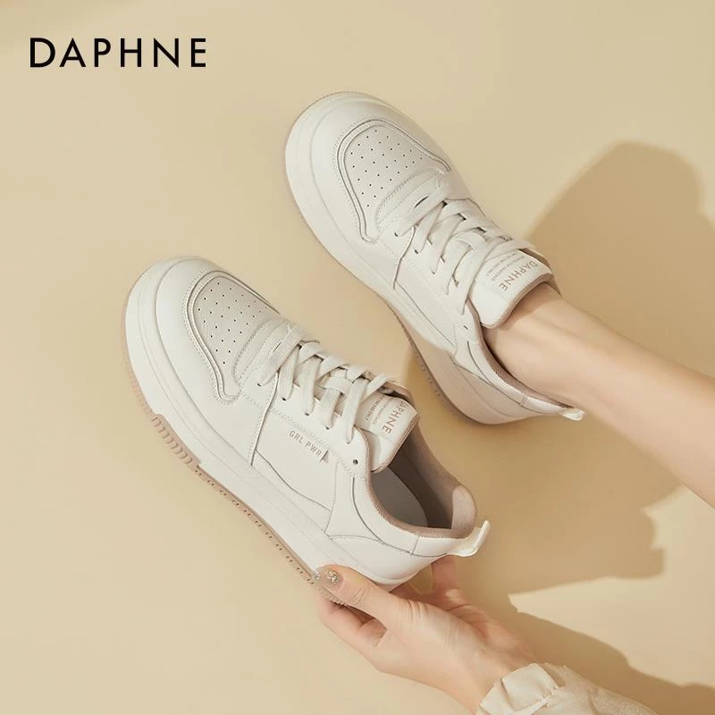 达芙妮小白鞋女款秋季2025新款百搭运动鞋女鞋休闲鞋爆款白色板鞋